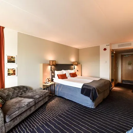 Scandic Triangeln Hotel 4*